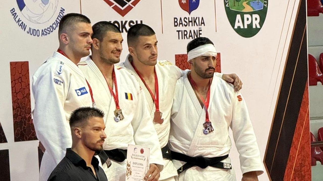 Enes Pınar sakatlıktan sonra Tiran'da Balkan bronzuna uzandı