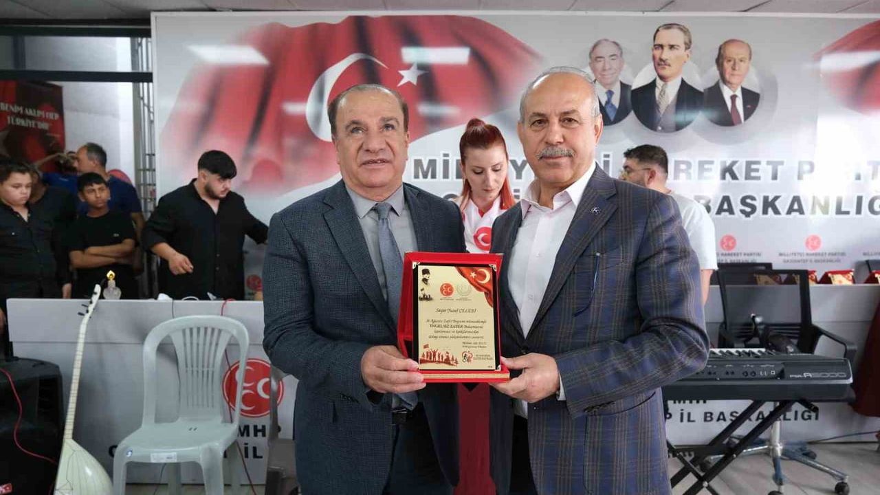 Engel tanımayan birlik: 30 Ağustos ruhu Gaziantep'te yaşandı