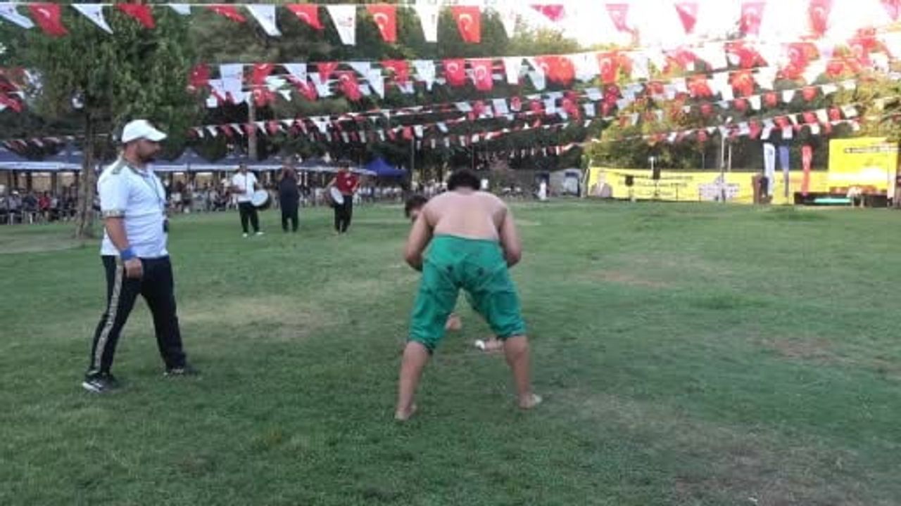 Er meydanı 26 yıl sonra Kahramanmaraş'ta yeniden kuruldu