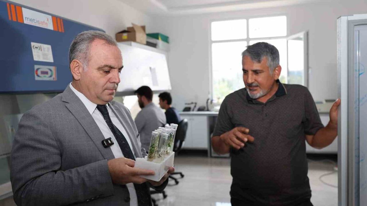Erciyes Üniversitesi'ne 21 laboratuvarlı Mehmet Çıkrıkçıoğlu binası