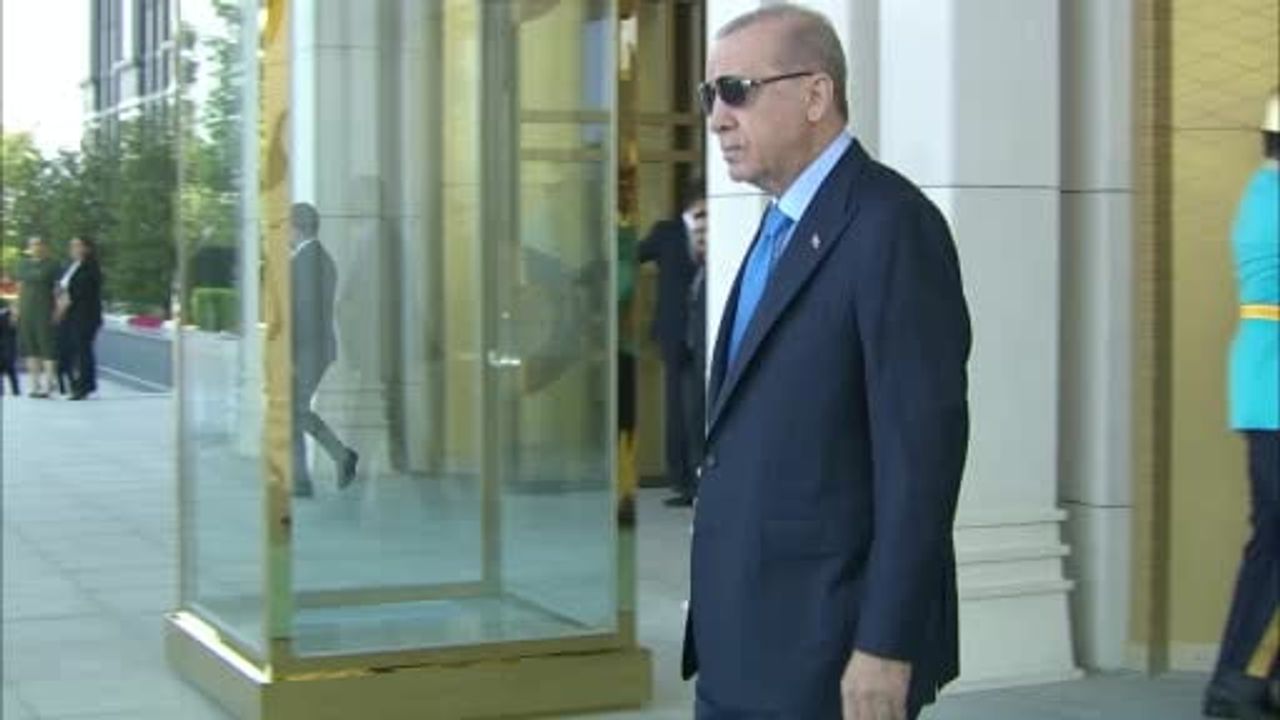 Erdoğan, Avusturya şansölyesi Stocker'i Cumhurbaşkanlığı'nda törenle karşıladı