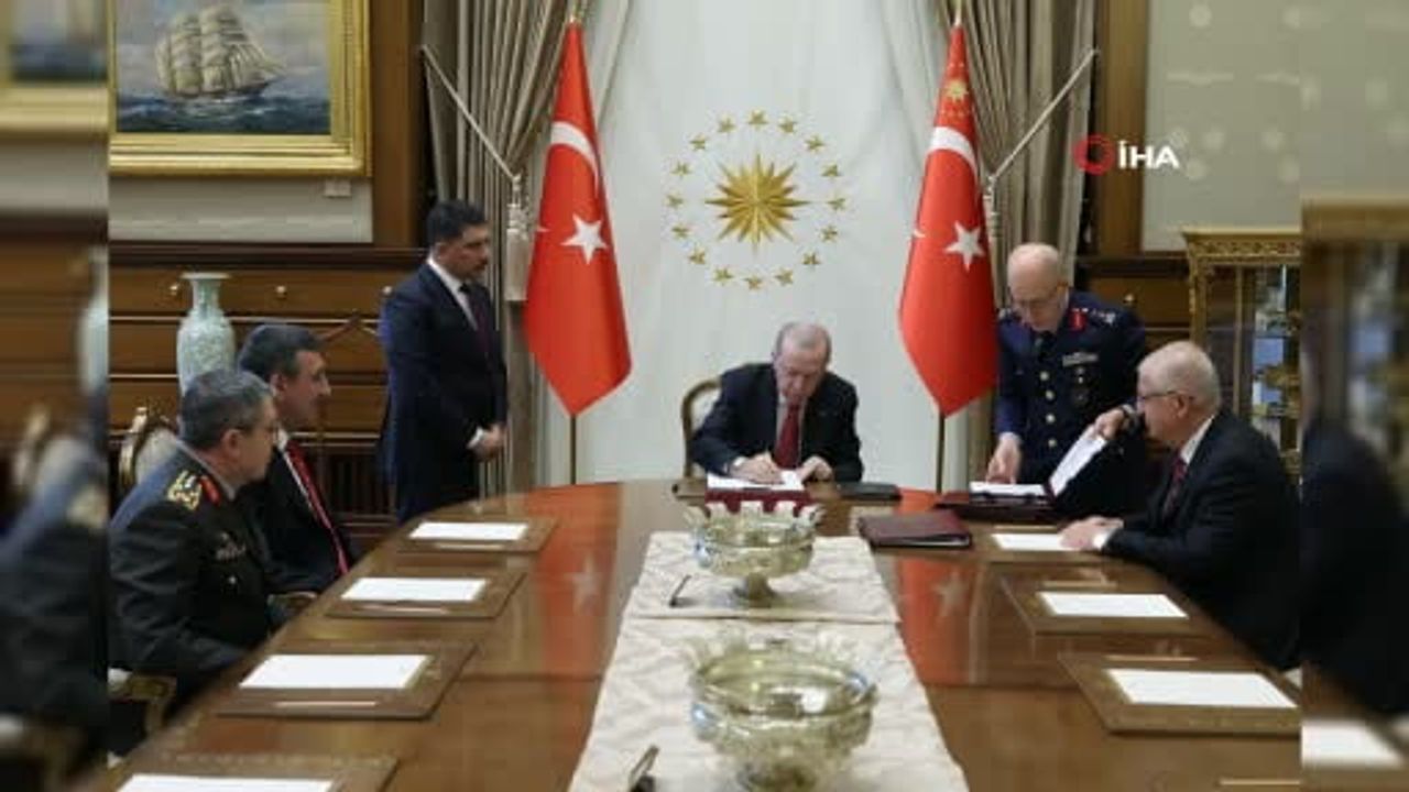 Erdoğan başkanlığında Yüksek Askeri Şura kararları resmileşti