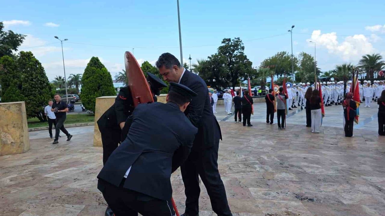 Ereğli'de 104 yıllık zafer anısı yürüyüş ve törenlerle yaşatıldı