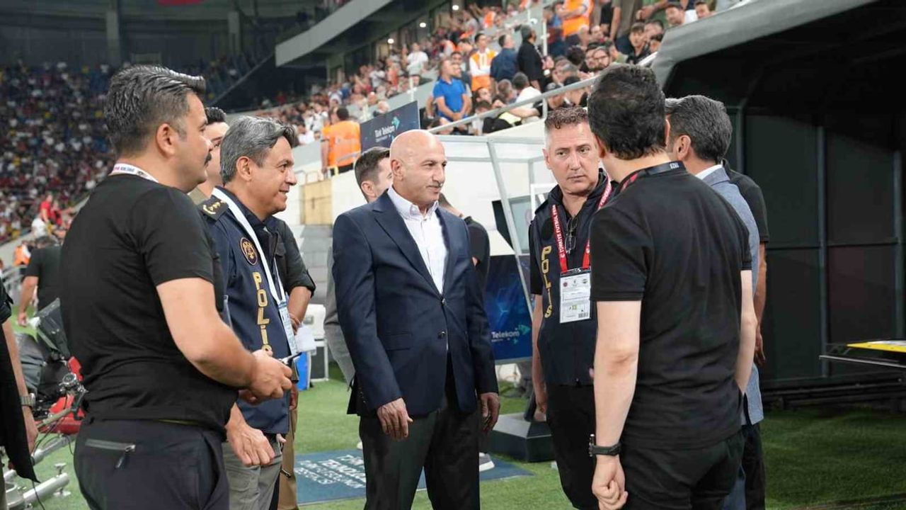 Eryaman'da kapsamlı güvenlik denetimi: Maksut Yüksek saha uygulamalarını inceledi