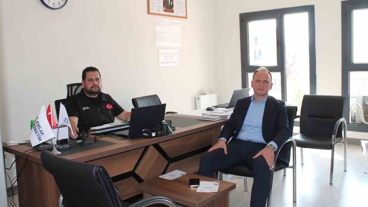 Erzin'de deprem sonrası tamamlanan konutlarda yerinde inceleme