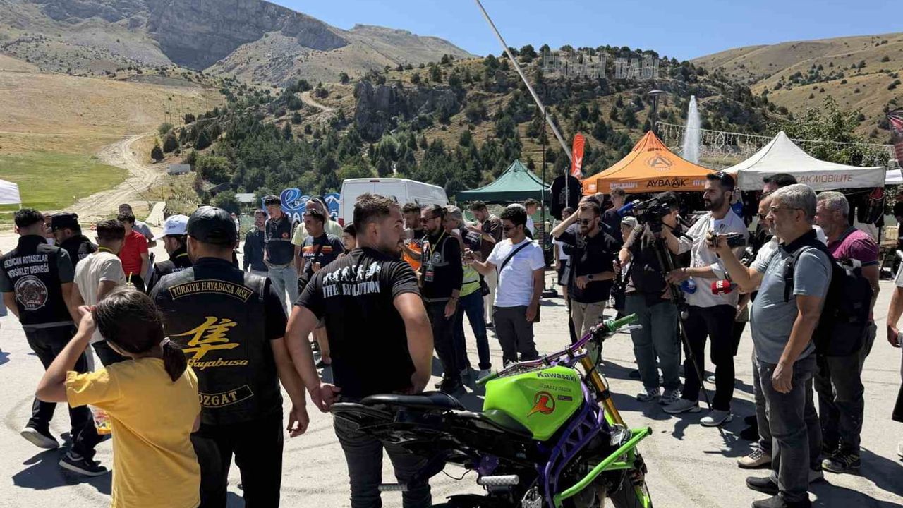 Erzincan’da adrenalin dolu üç gün: Ergan Motofest ilk gösteriyle başladı