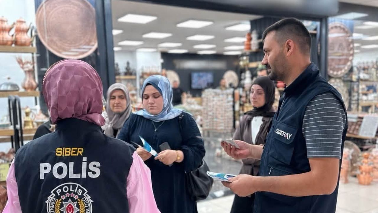 Erzincan'da dijital farkındalık yükseliyor: 300 kişiye siber güvenlik eğitimi