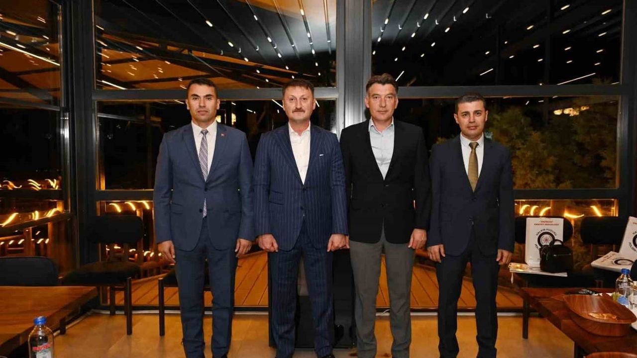 Erzincan'da iki emniyet müdürüne rütbe ve plaket töreni