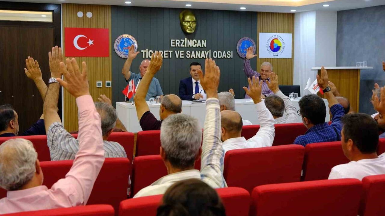 Erzincan TSO öğrenci burslarını yeni dönemde 2.500 liraya çıkardı