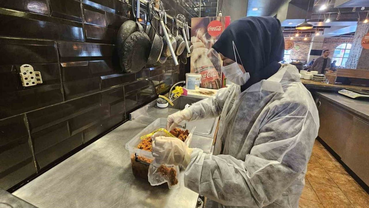 Erzurum'da gıda güvenliği için sıkı denetim: 351 işletme incelendi