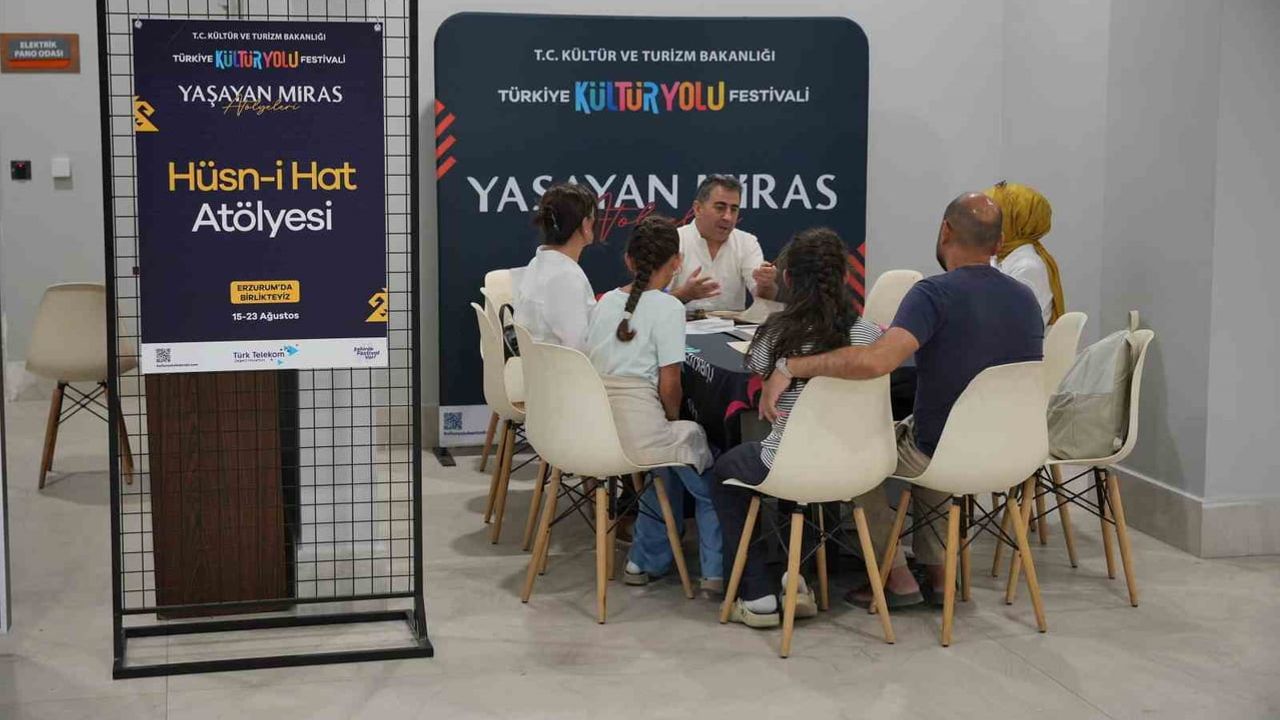 Erzurum'da sanatsal buluşma: bando, hüsn-i hat ve Hâne sergisi