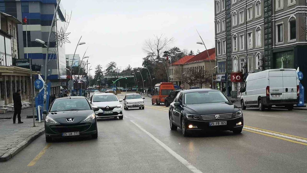 Erzurum'da temmuzda noter hareketliliği: 4 bin 50 taşıt el değiştirdi