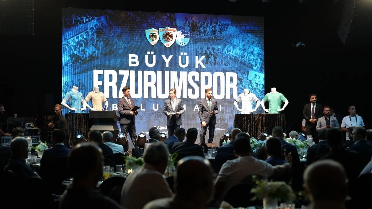 Erzurumspor'a iş insanlarından 200 milyon lirayı aşan bağış taahhüdü