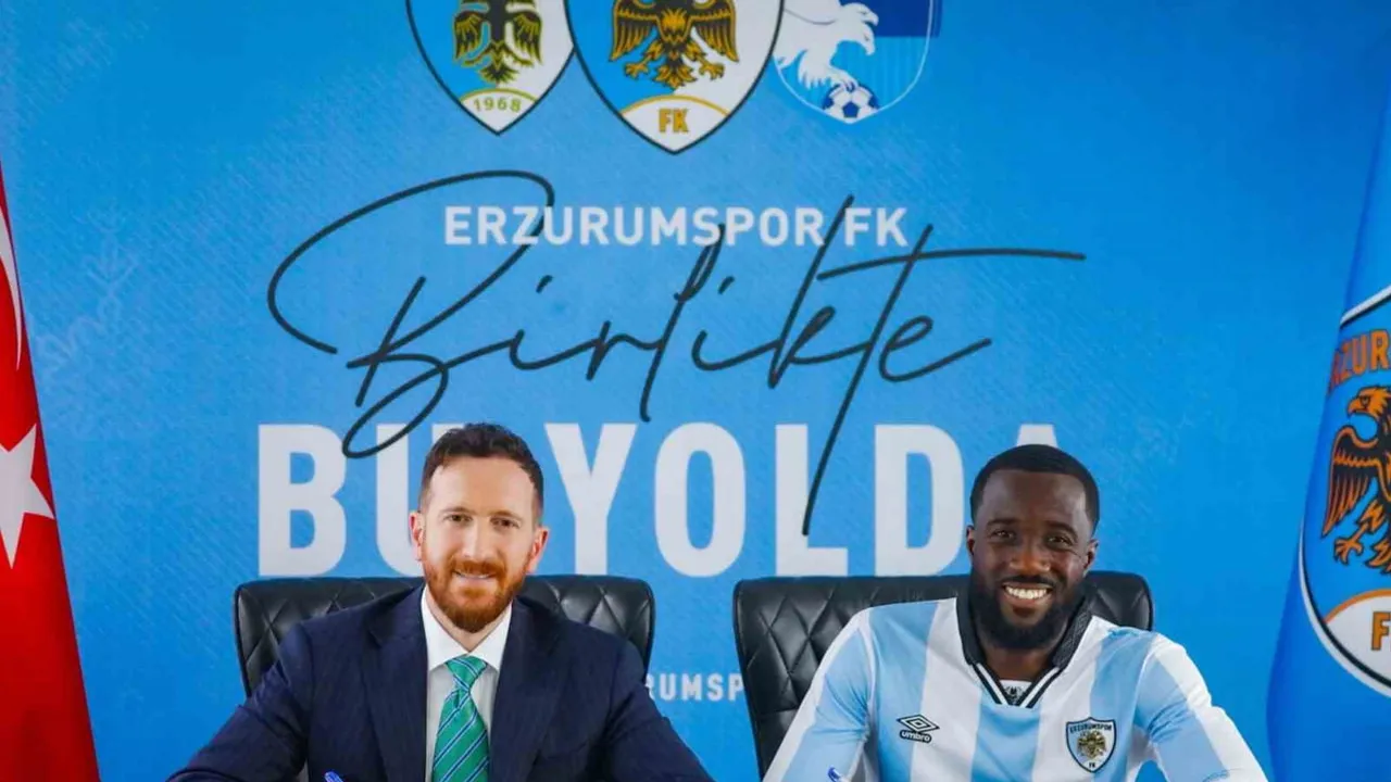 Erzurumspor FK orta sahasına Elisha Owusu takviyesi yaptı
