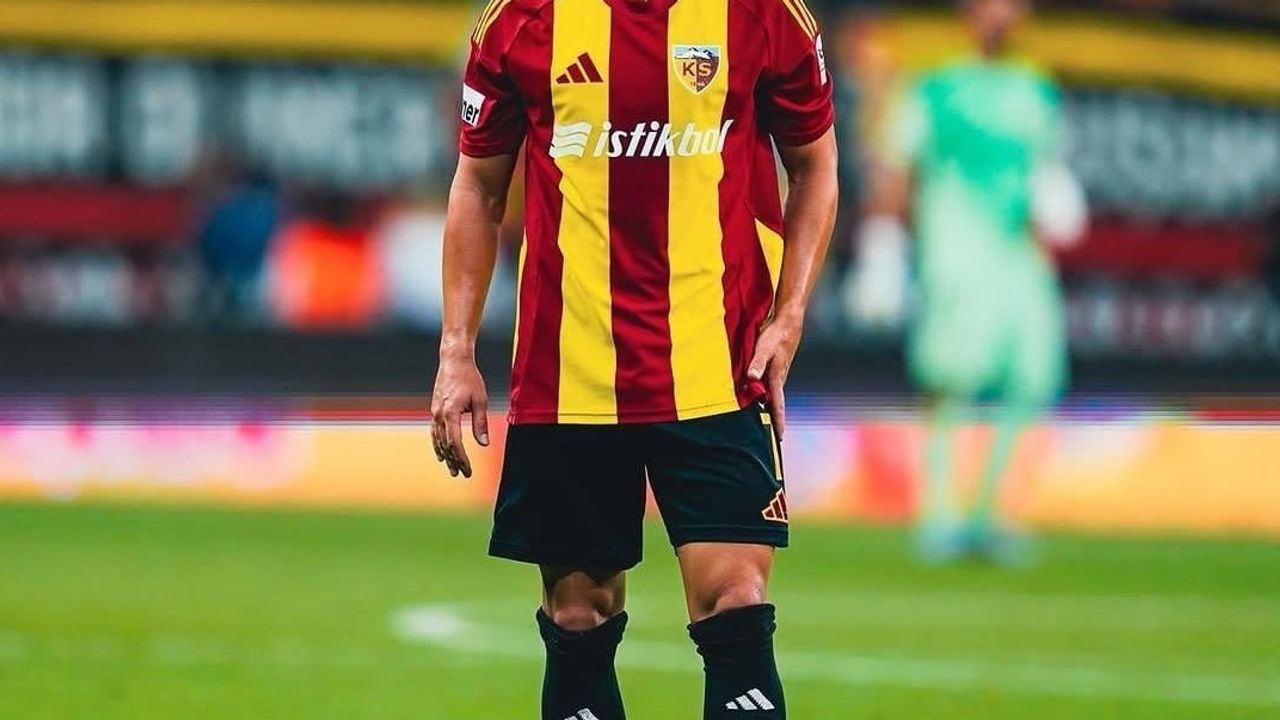 Erzurumspor FK yeni orta sahasını Miguel Cardoso ile resmen açıkladı