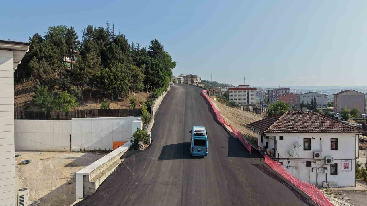 Esentepe rampası yenilenerek üç mahallenin ulaşımına açıldı