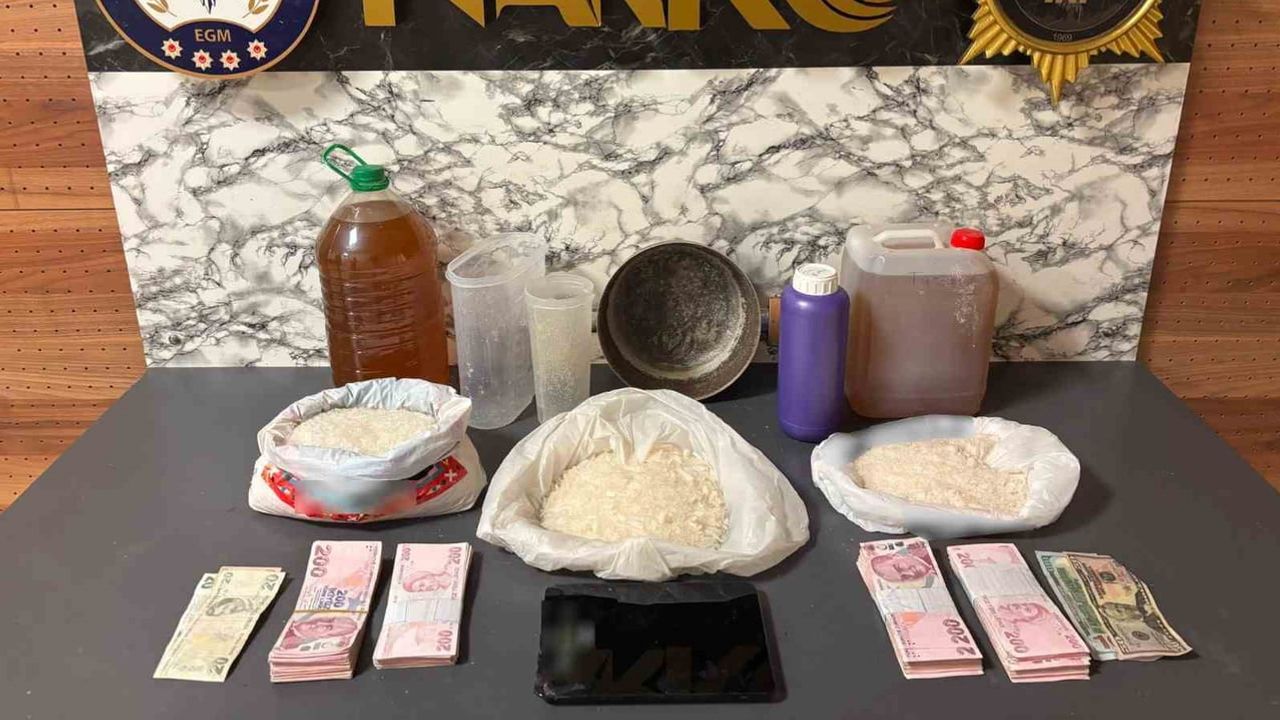 Esenyurt'ta giriş katındaki dairede 13 kilo 550 gram uyuşturucu bulundu