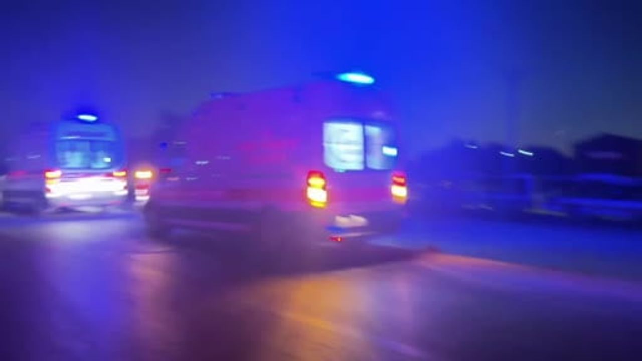 Eskişehir’de iddia: çarpıp kaçtı, takla atan otomobilde iki kişi yaralandı