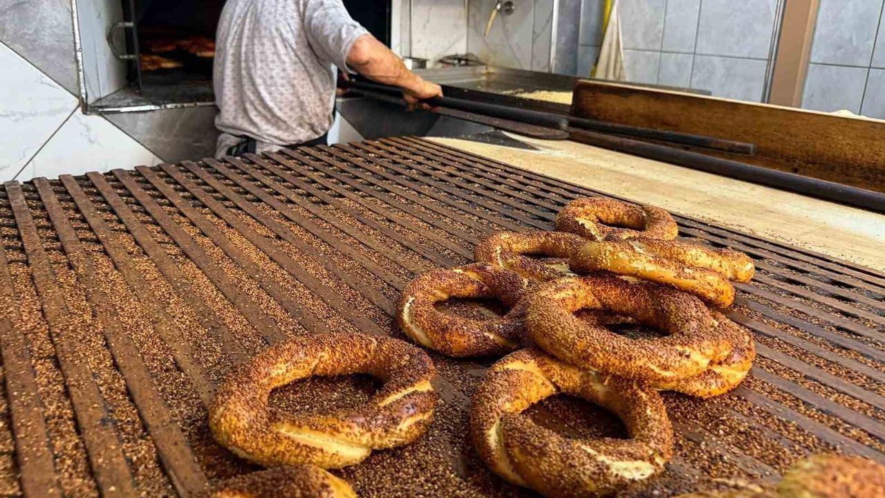 Eskişehir'de Susam soyadını mesleğe dönüştüren simit ustasının 45 yıllık mesaisi