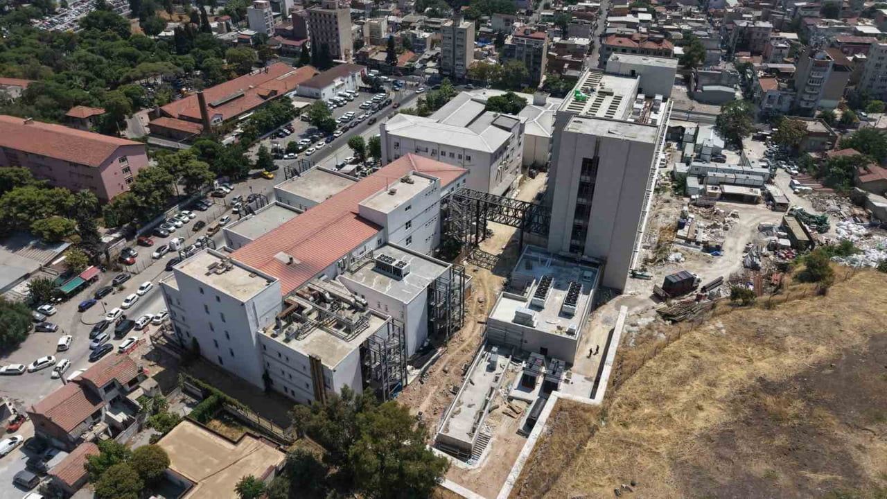 Eşrefpaşa hastanesi 118 yıllık geçmişine yeni ek bina ile güç katıyor