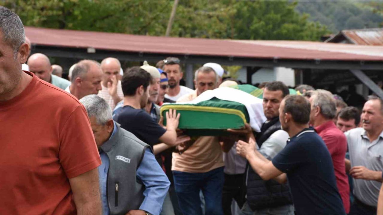 Evde ikinci kayıp: fındık bahçesinde hayatını kaybeden baba uğurlandı