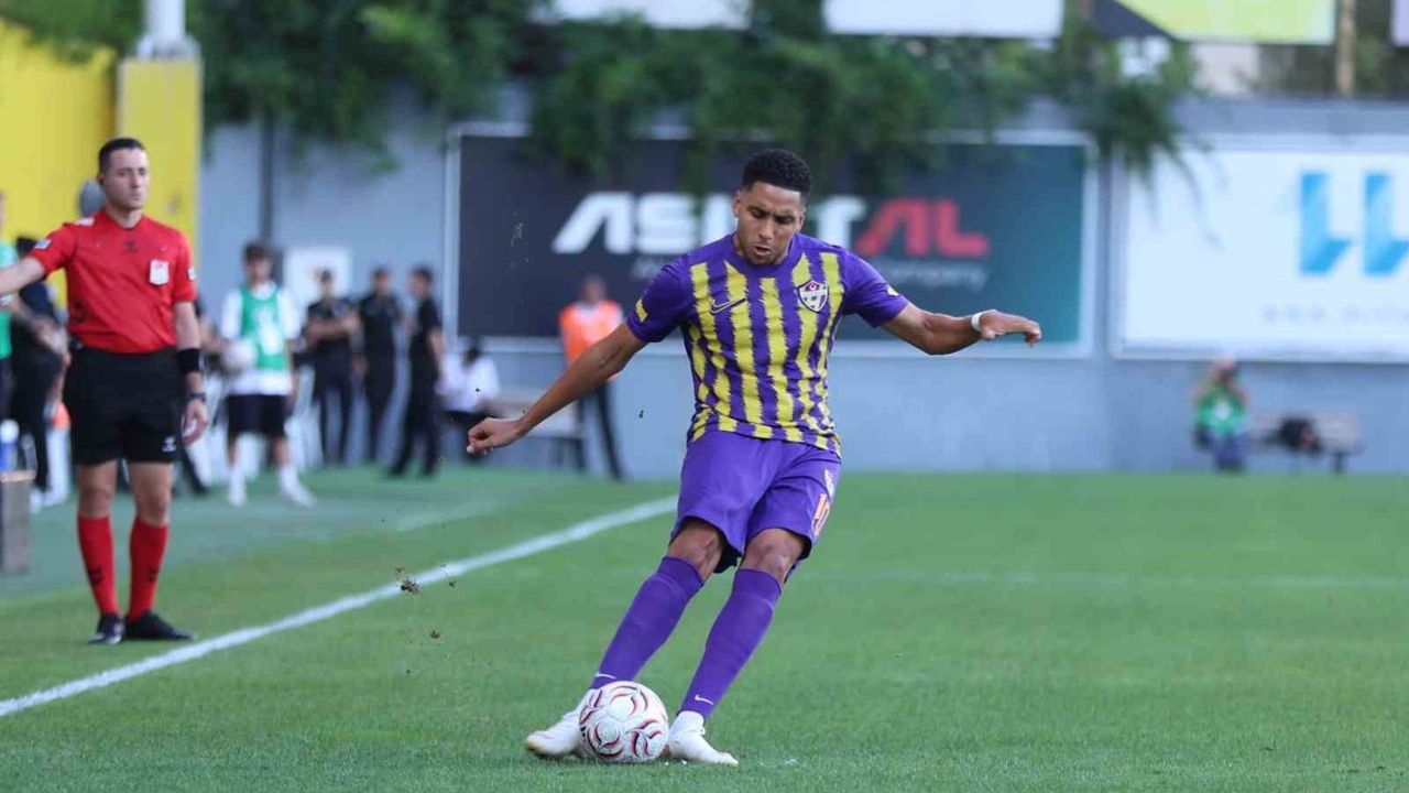 Eyüpspor evinde tek golle mağlup oldu
