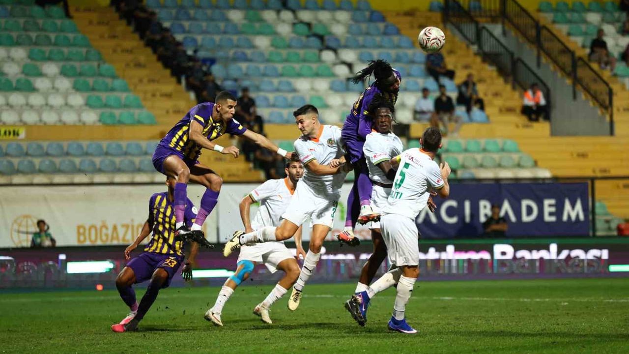 Eyüpspor son nefeste kazandı: Alanyaspor karşısında geriden gelen zafer