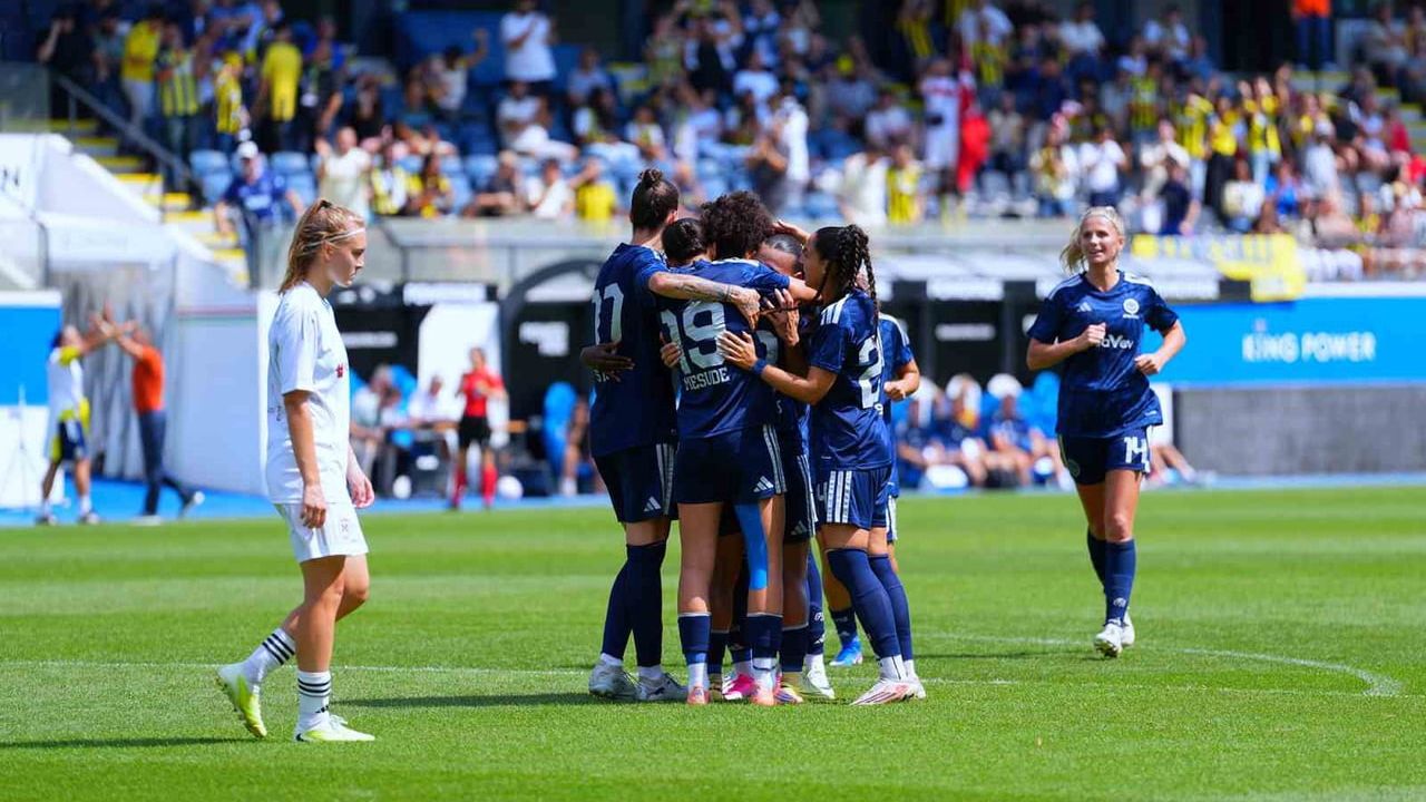 Fenerbahçe avrupa'daki ilk sınavını galibiyetle tamamladı