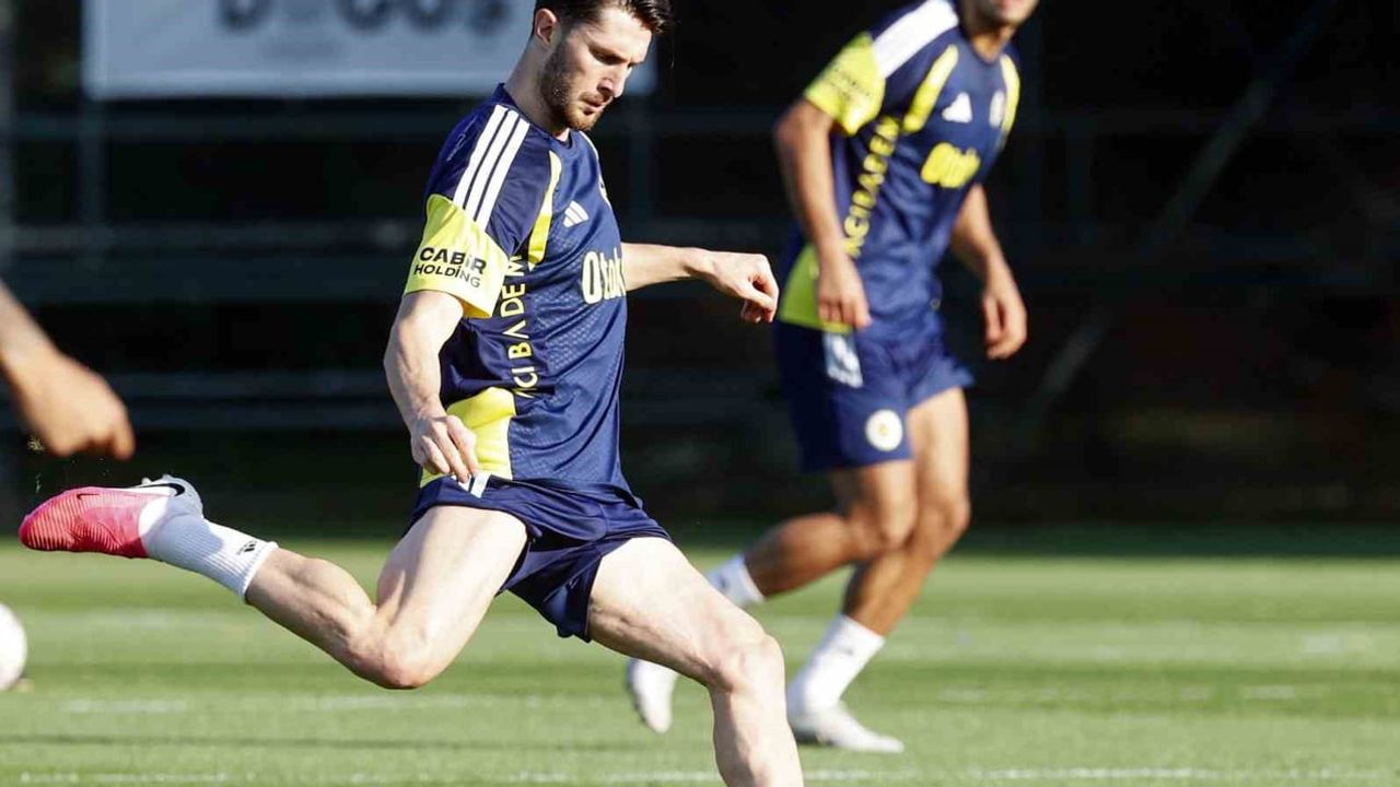 Fenerbahçe şampiyonlar ligi mesaisinde Sturm Graz'e hazırlanıyor
