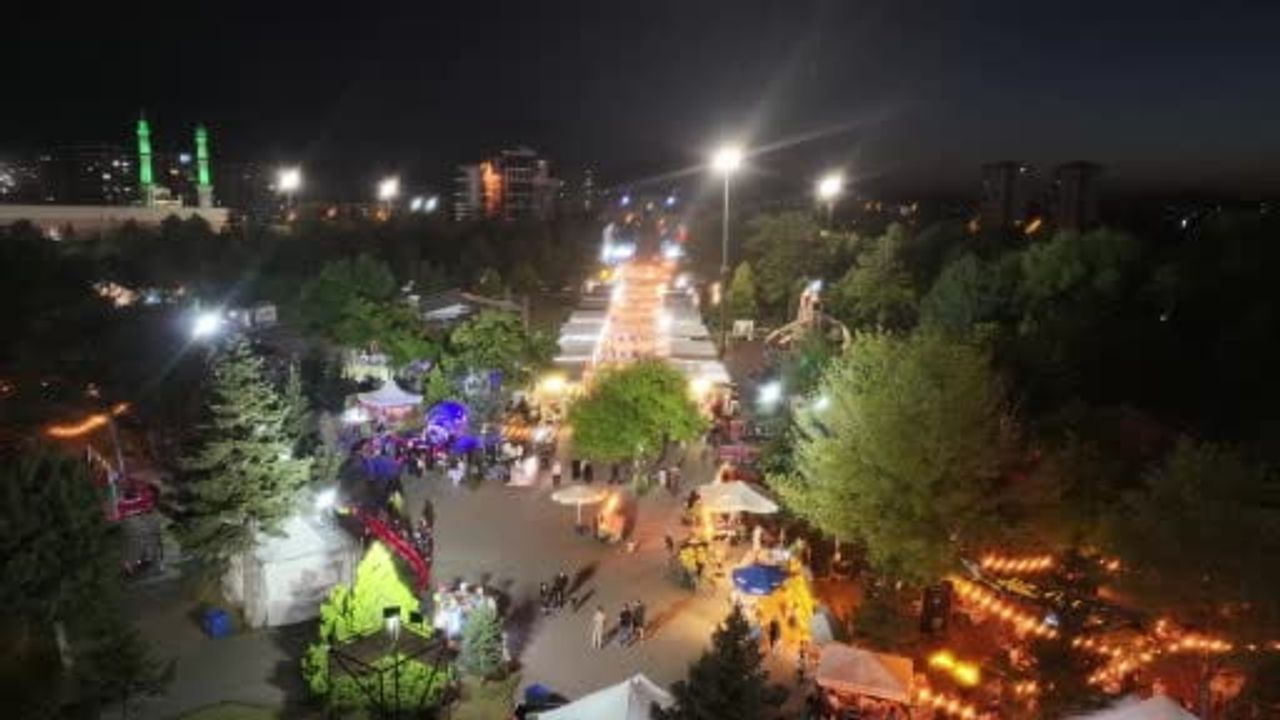 Fuar38'de Hatay Medeniyetler Korosu'ndan nostaljik ve duygusal anlar