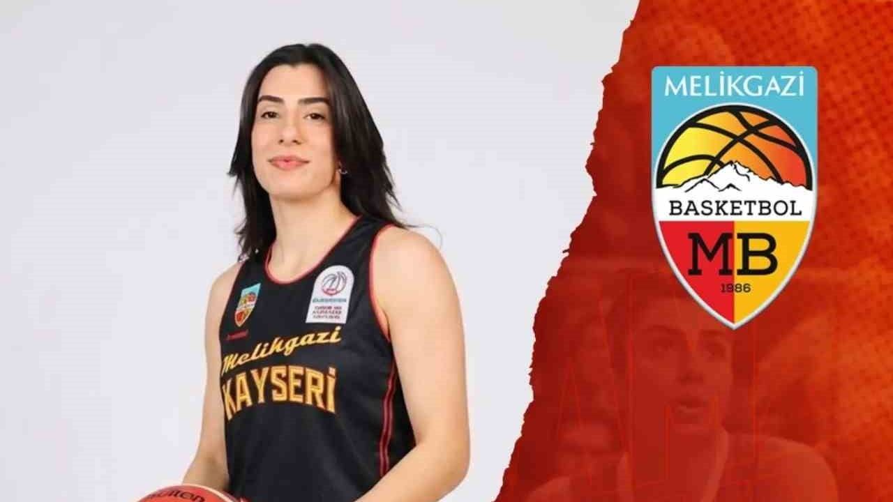 Gamze Takmaz yeniden Melikgazi Kayseri formasına döndü