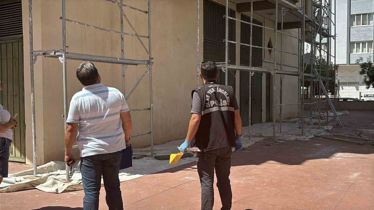 Gaziantep'te dış cephe mantolama iskelesinden düşen işçi hayatını kaybetti
