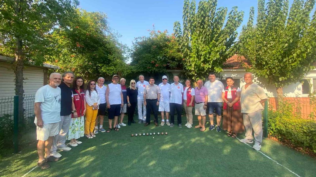 Gaziler anıları paylaşmak ve bocce için Marmaris'te buluştu