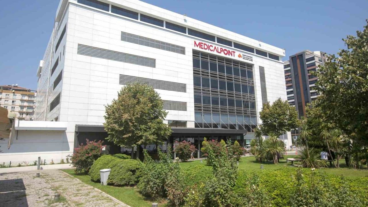 Geleceğin hastaneciliğini belgelendirdiler: İEÜ Medical Point'e LEED Gold