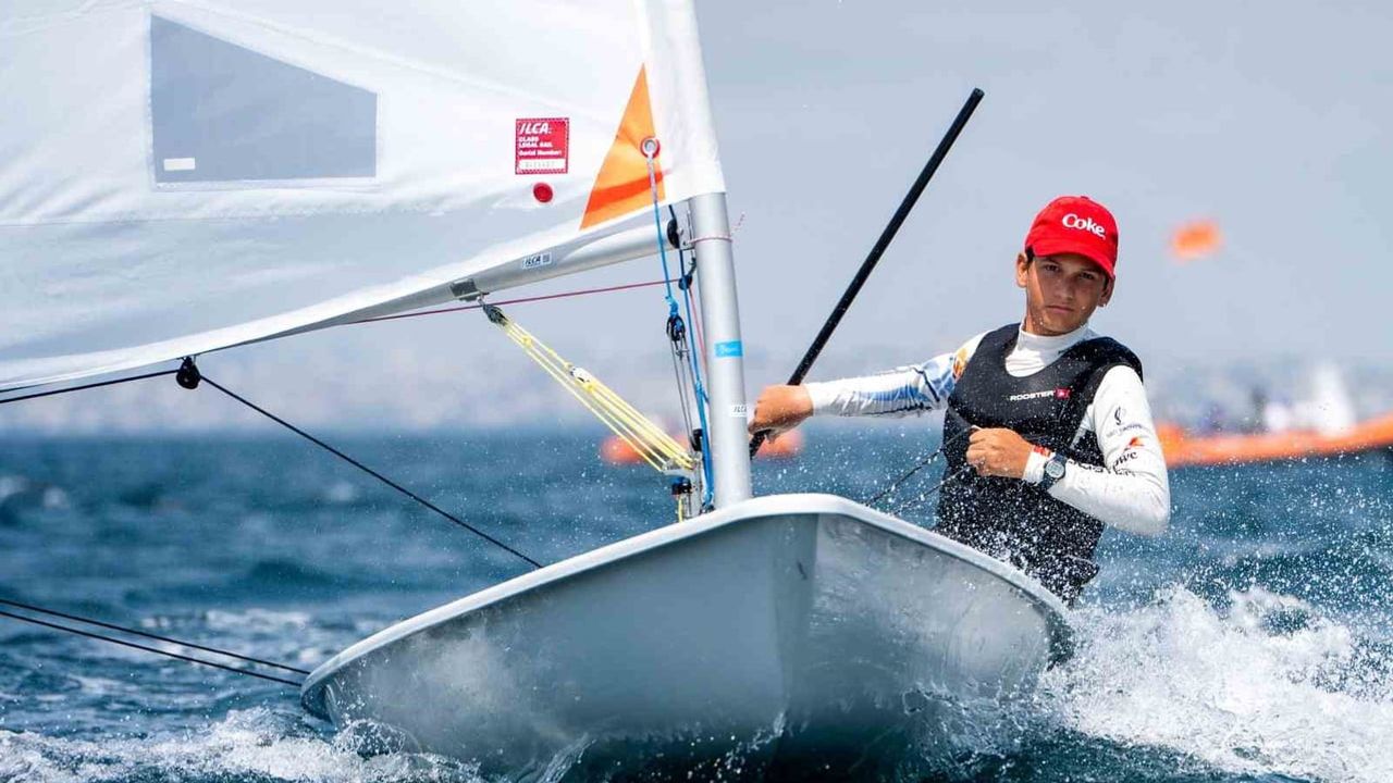 Genç yelkenciler Marmara'da rüzgârla sınandı: TAYK-Eker Olympos Regatta hareketli salma tamamlandı