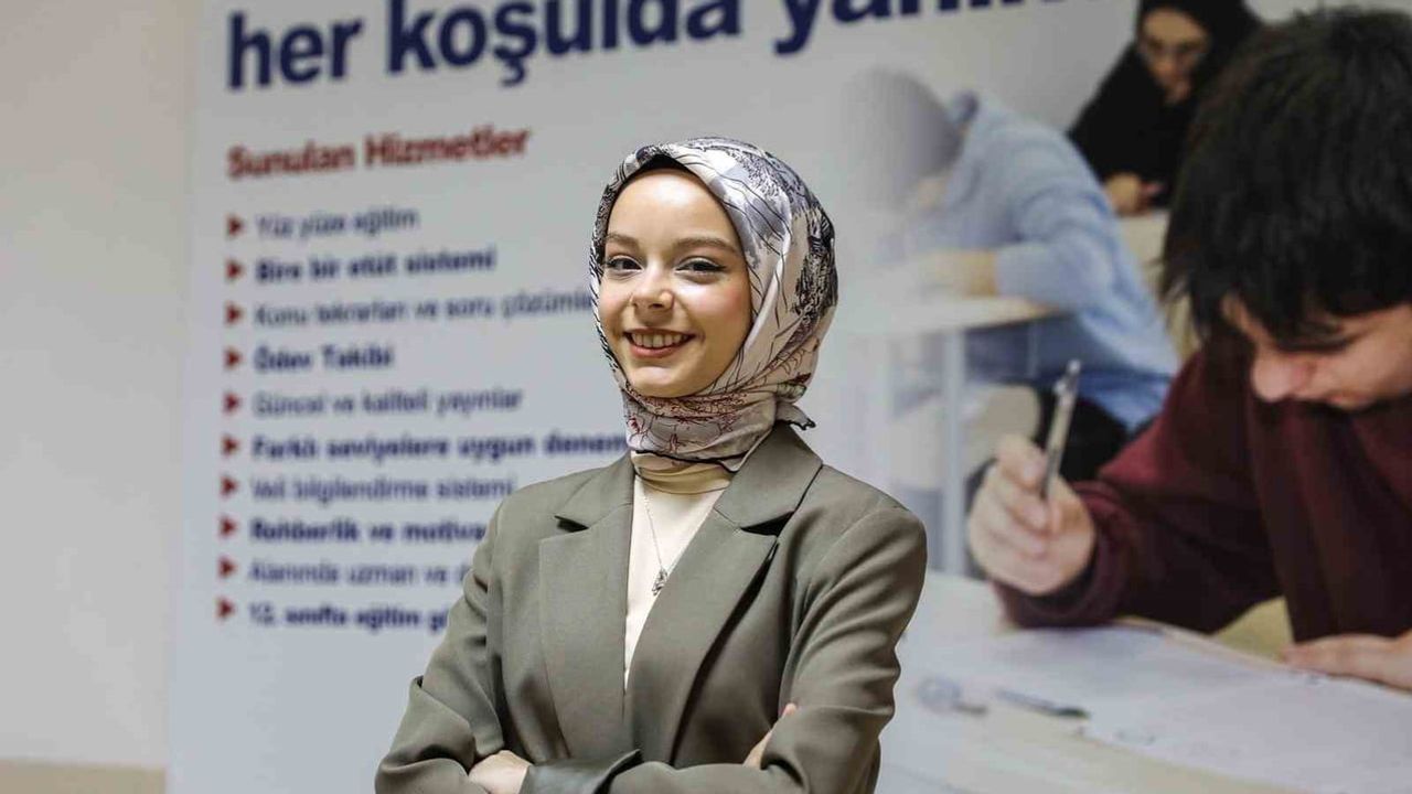Gençlerin üniversite hayali ücretsiz kurslarla gerçeğe dönüştü