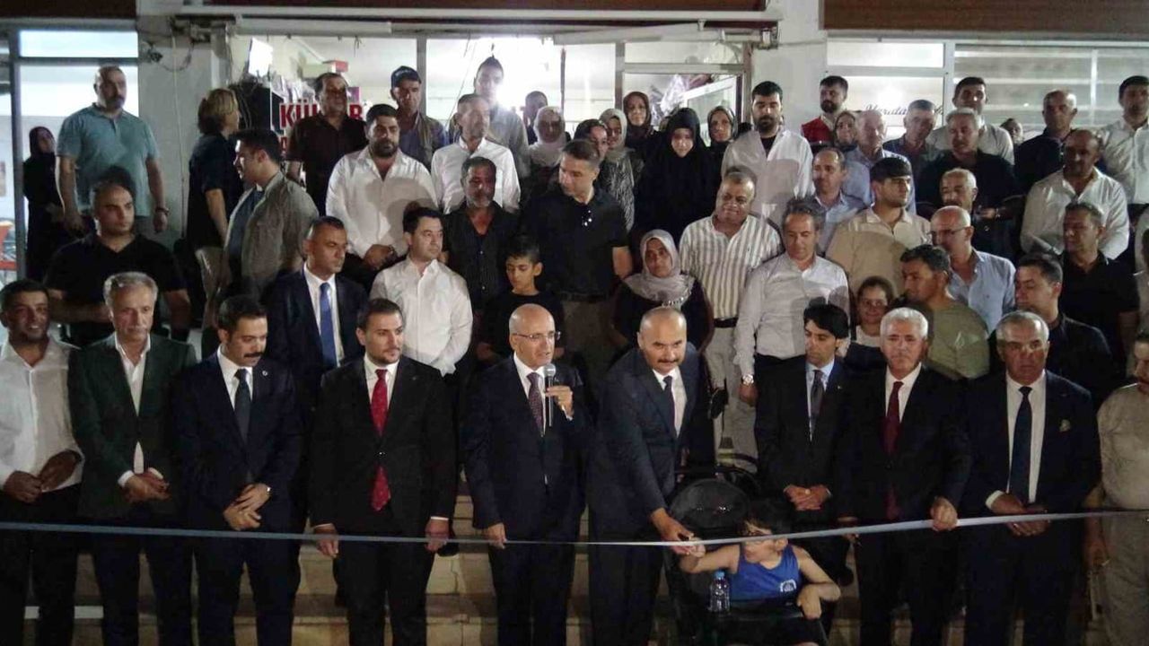Gercüş'e yeni kent meydanı ve millet bahçesi kazandırıldı