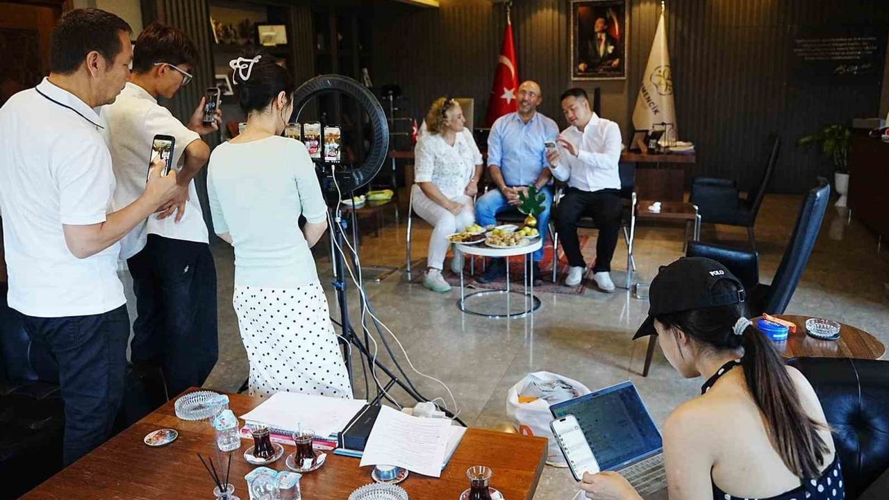 Germencik incirini dünya pazarına taşıyor: Çinli elçilerle canlı tanıtım
