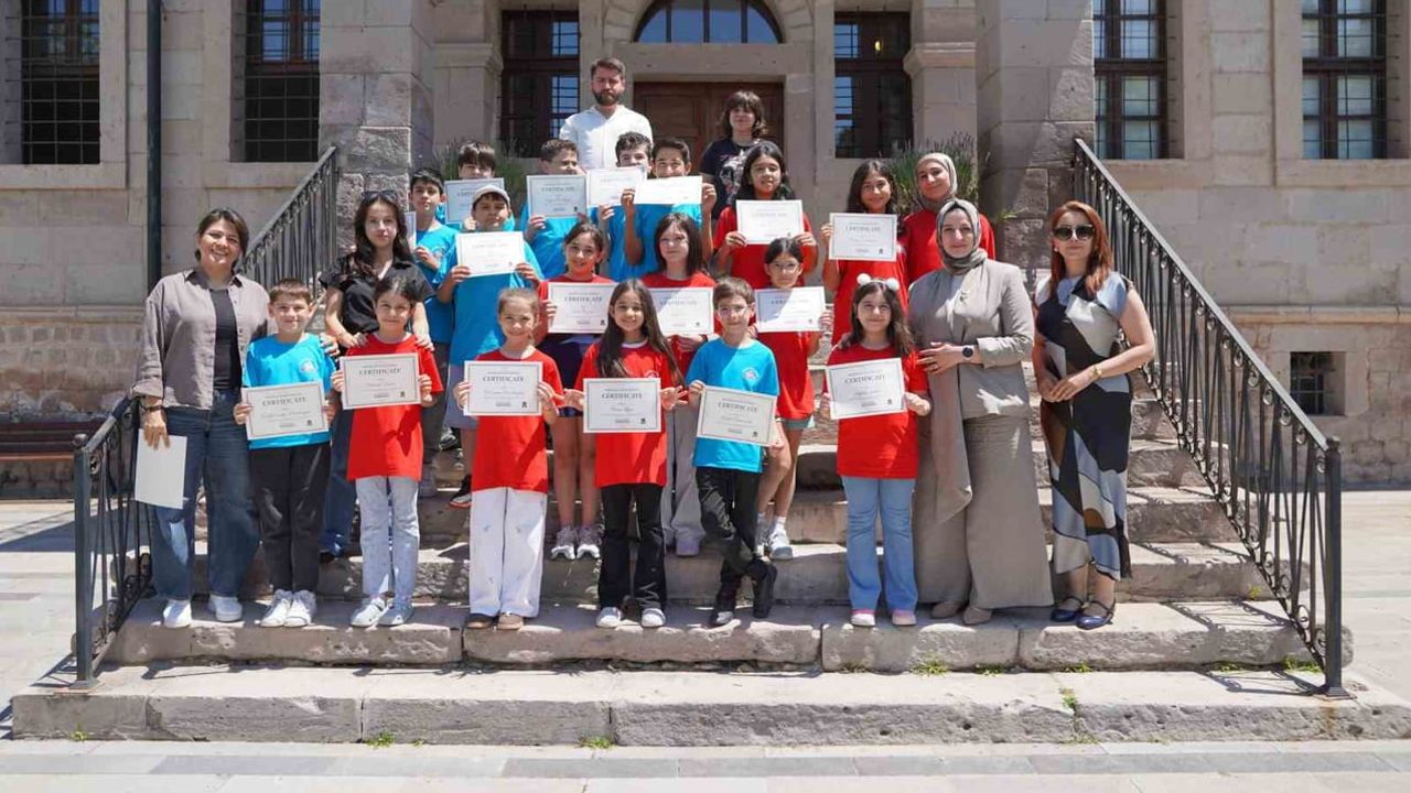 Gesi kamp merkezi doğasıyla ingilizce yaz kampına ilham verdi