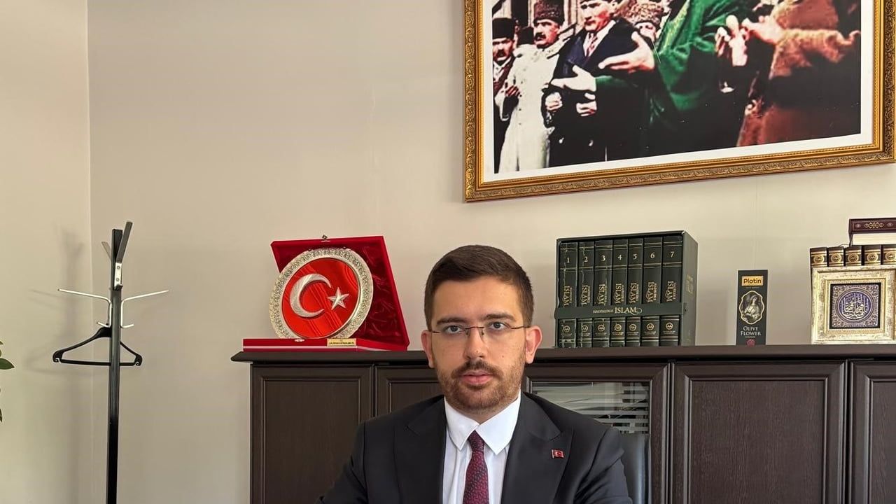 Gevaş'ta hizmete yeni bakış: müftü Mehmet Faruk Geylani göreve başladı