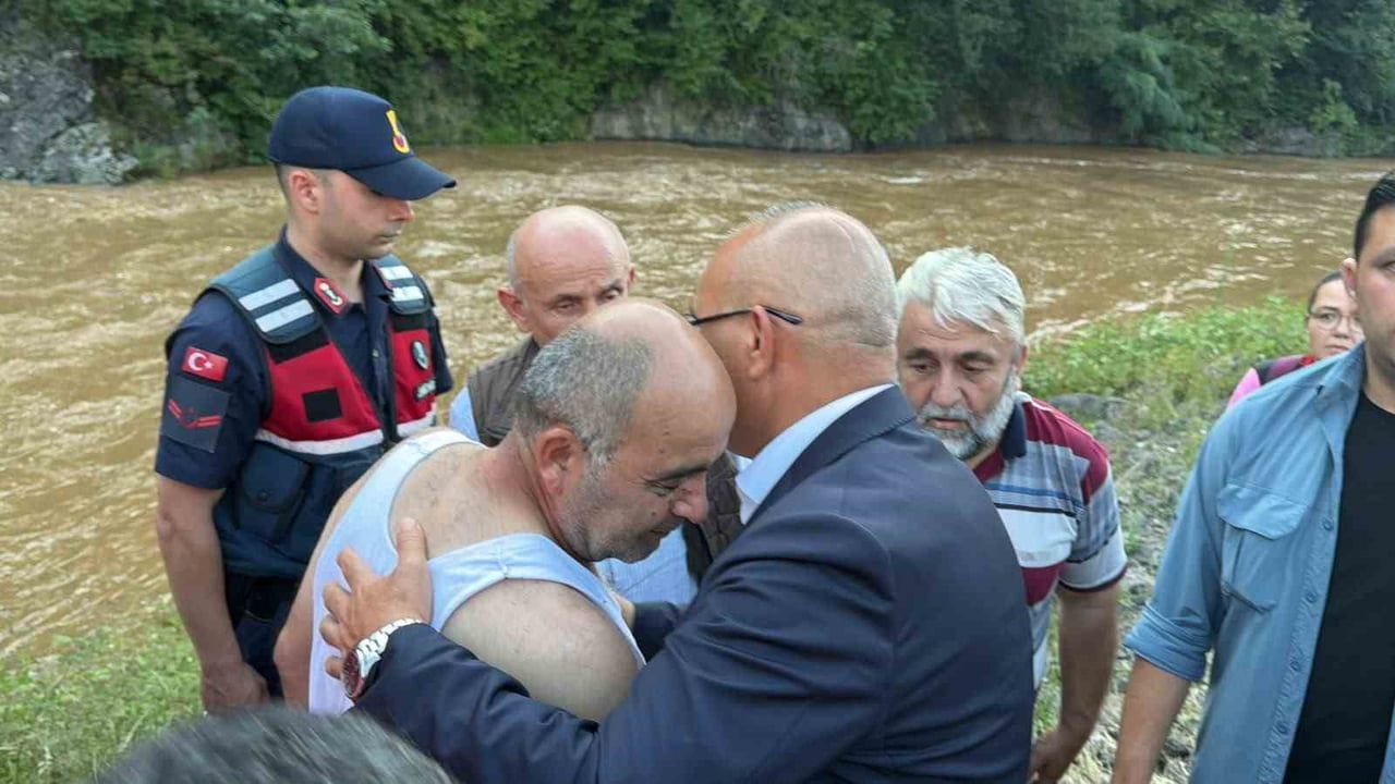 Giresun’da selde kaybolan iki kız kardeşten biri daha bulundu, anne aranıyor