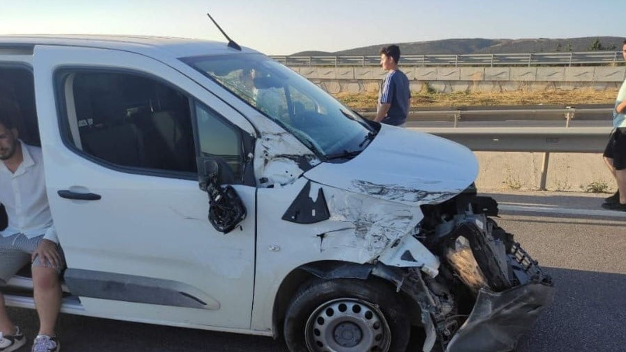 Gölkıyı mevkiinde beş aracın karıştığı zincirleme kaza: yaralanan hastaneye kaldırıldı