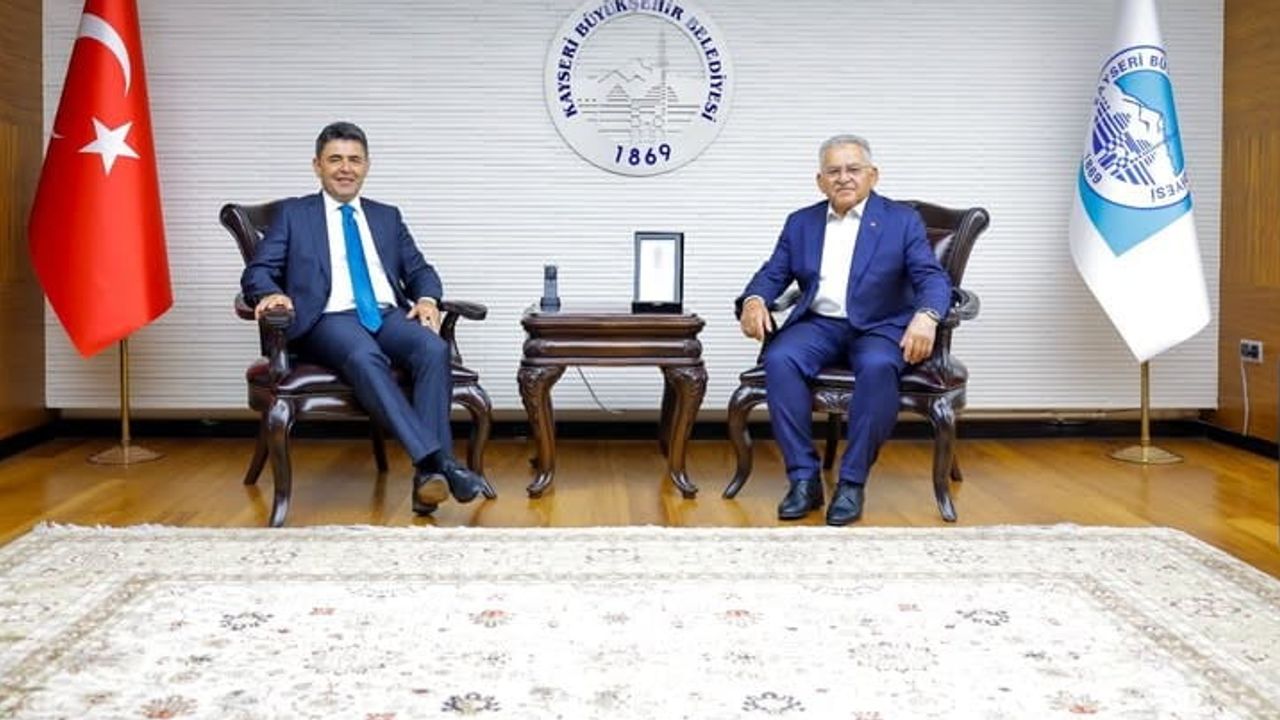Görüşmede Büyükkılıç ile Boyraz hizmet projelerini masaya yatırdı