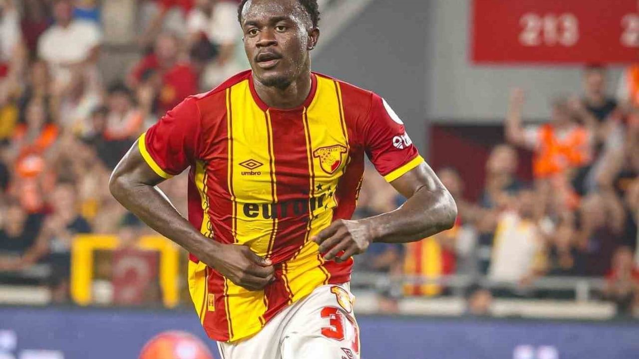 Göztepe'den Dennis hamlesi: Al-Jazira devrede, Akonnor gündemde