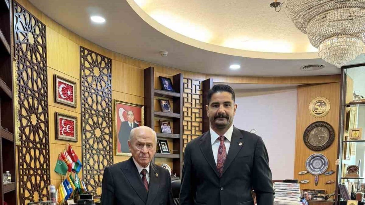 Güreşten birlik mesajı: Taha Akgül ve Rıza Kayaalp'tan Bahçeli'ye ziyaret