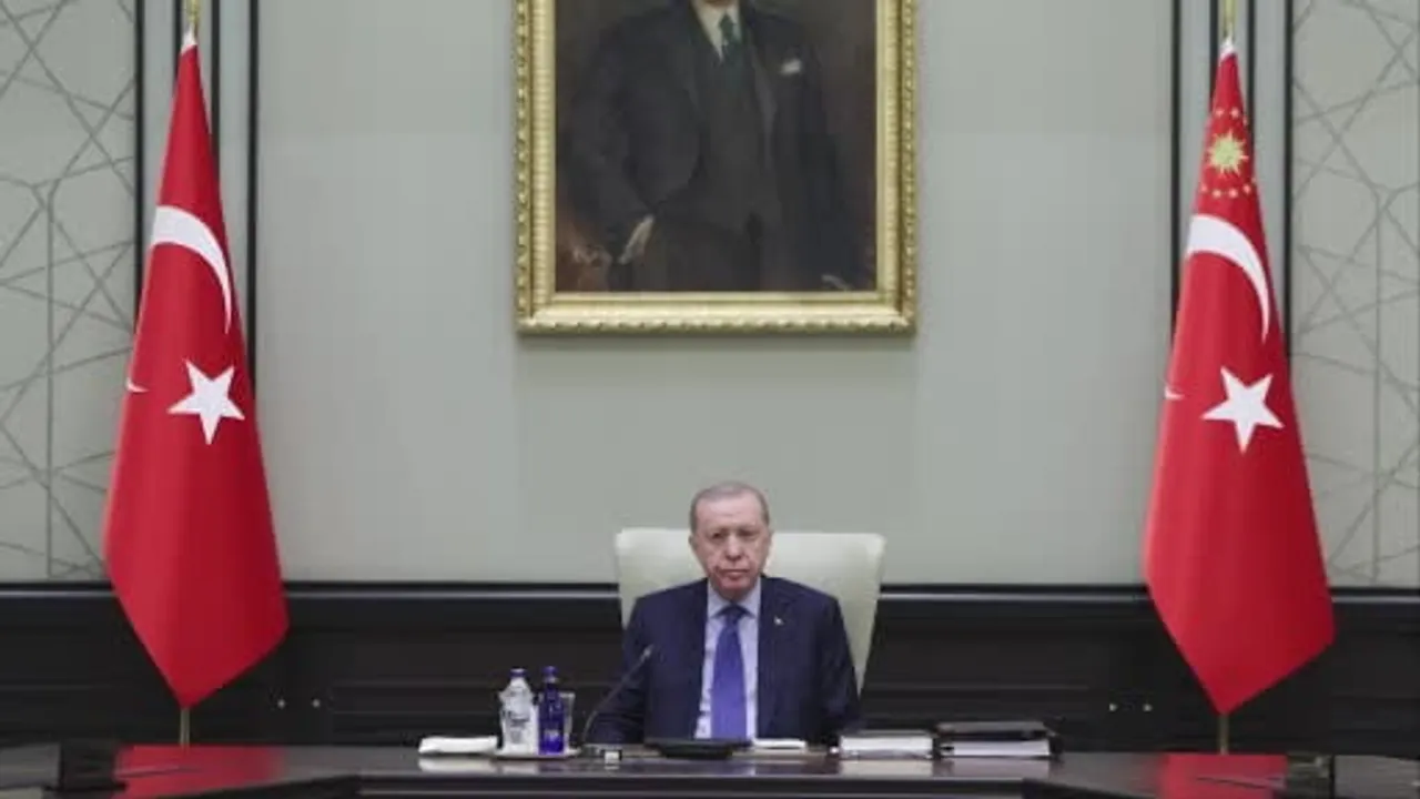 Güvenlik gündemi masaya yatırıldı: Milli Güvenlik Kurulu Erdoğan başkanlığında toplandı