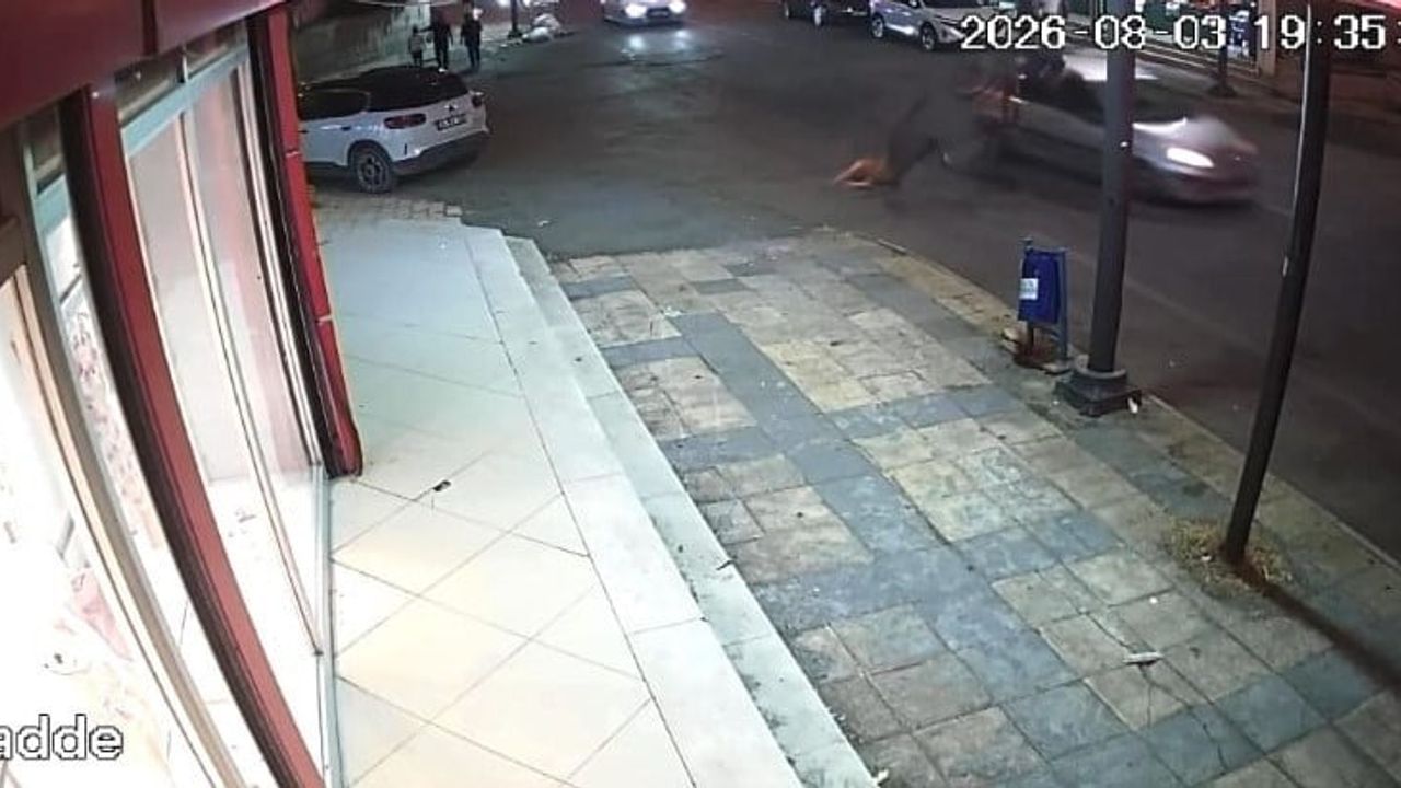 Güvenlik kamerasına yansıyan Batman kazasında bisiklet sürücüsü yaralandı