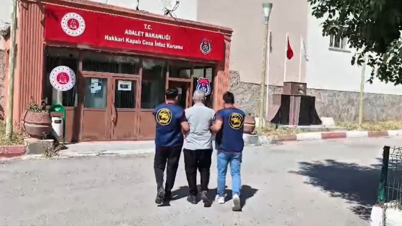 Hakkari'de iki yıldır aranan firari uyuşturucu zanlısı Bataklı köyünde yakalandı