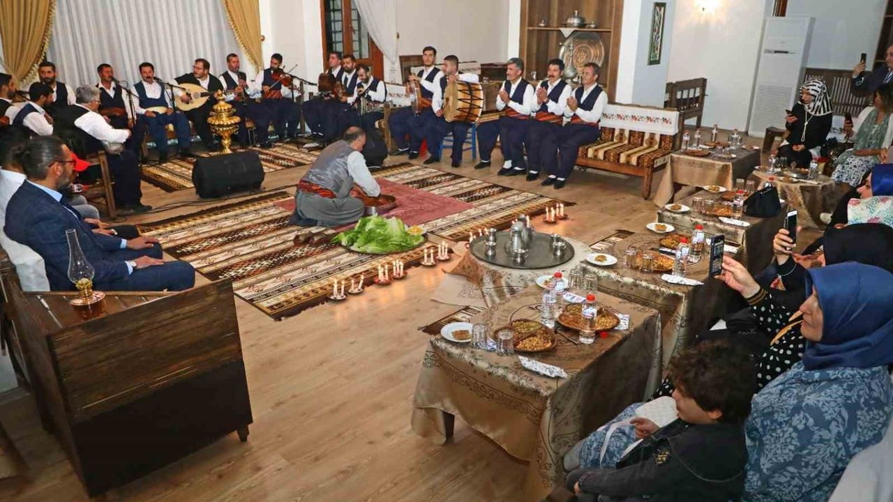 Harput müzeleriyle Elazığ turizmi yaz sezonunda hareketlendi