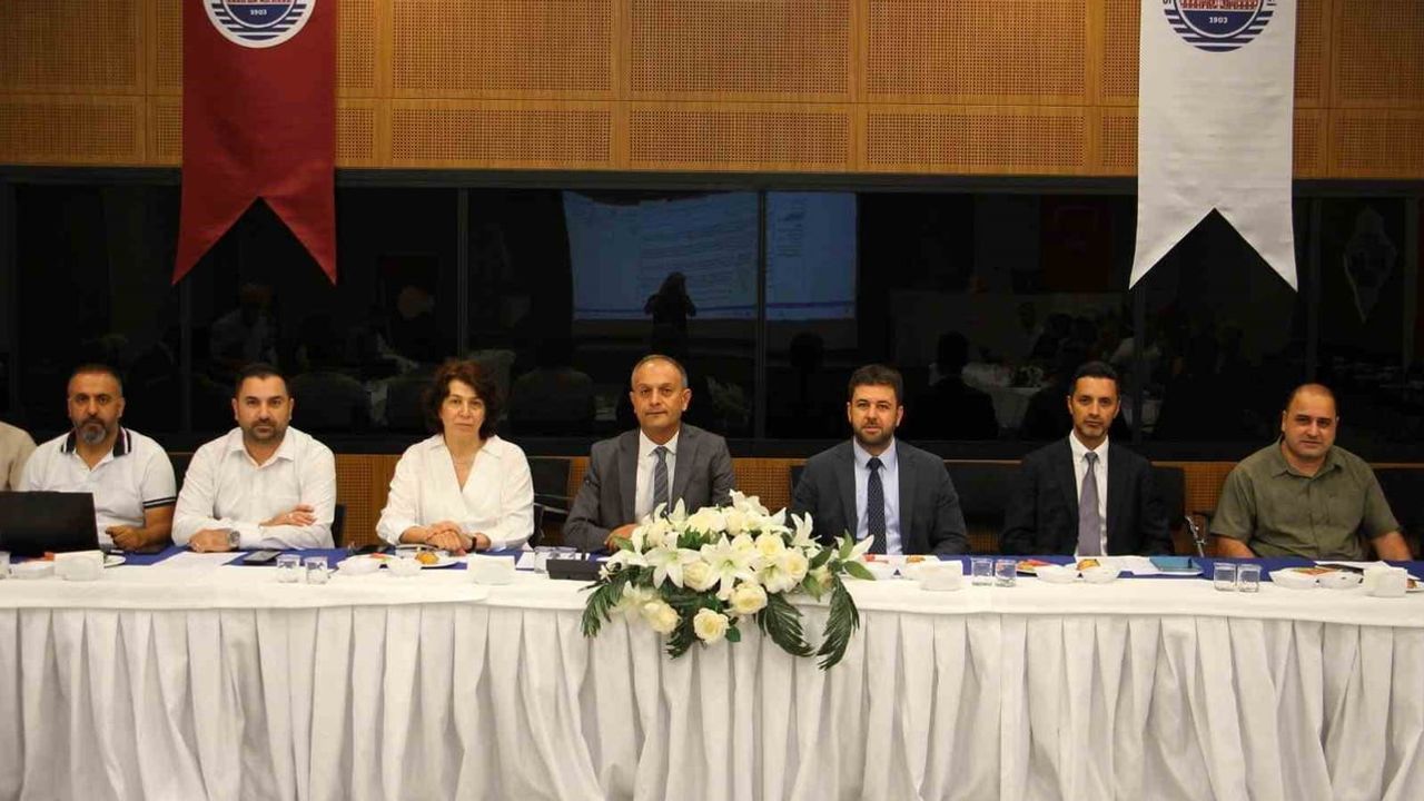 Hastane hizmetlerinde kalite odaklı adımlar: Elazığ'da koordinasyon masaya yatırıldı